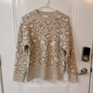 NWOT Pink Lily Tan/Cream Animal Print Sweater Size S